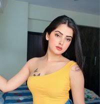 escorts service in Chembur