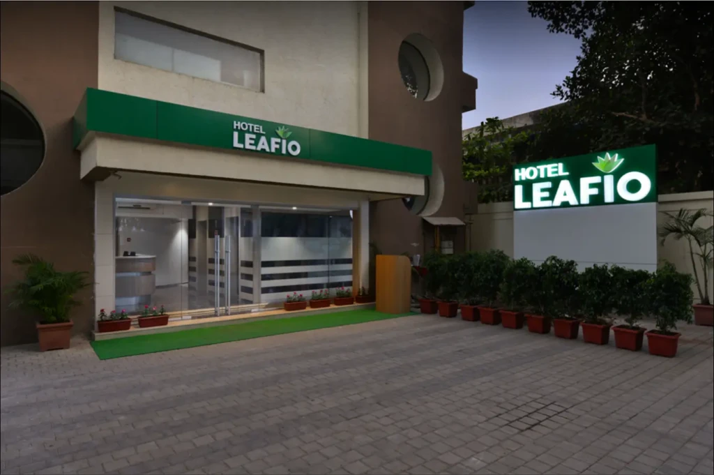 escorts service in Hotel Leafio Sakinaka